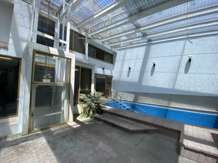 Casa en Venta. Satelite. Seguridad y amplios espacios.