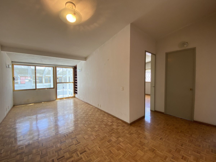Casa en Venta. Satelite. Seguridad y amplios espacios.