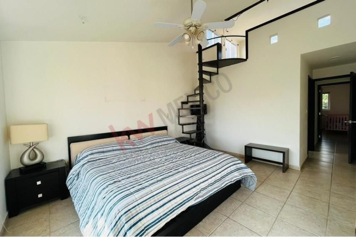 CASA AMPLIA Y LUMINOSA CON BOVEDA CATALANA EN VENTA EN LOMAS DE COCOYOC