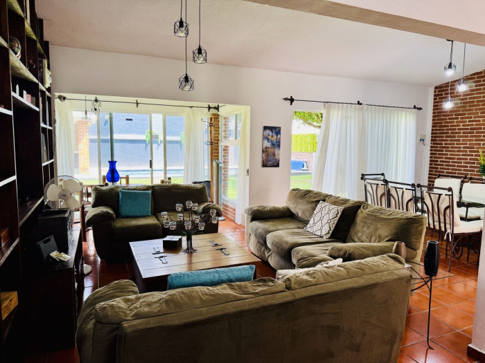 CASA EN VENTA LOMAS DE COCOYOC Doble Terreno fusionado