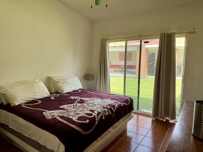 CASA EN VENTA LOMAS DE COCOYOC Doble Terreno fusionado