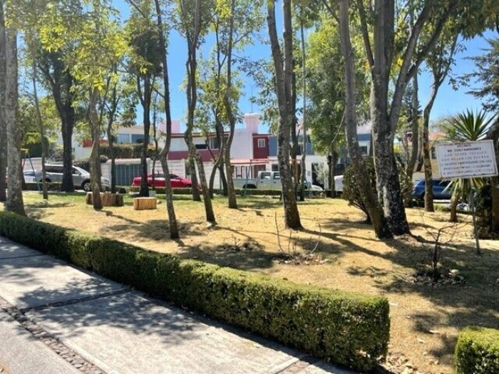 CASA EN VENTA, LOMAS DE LA HERRADURA