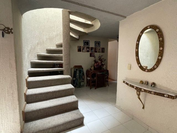 CASA EN VENTA, LOMAS DE LA HERRADURA