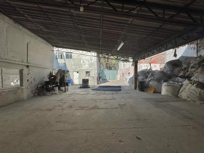 Terreno Habitacional en Insurgentes Norte: Ubicación Estratégica para Tu Proyect