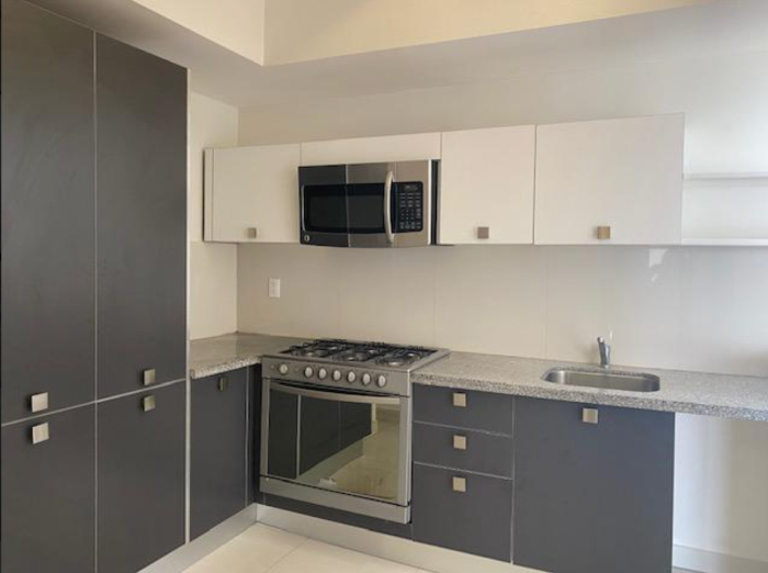 "lujoso departamento en venta en central park bosques de las palmas"