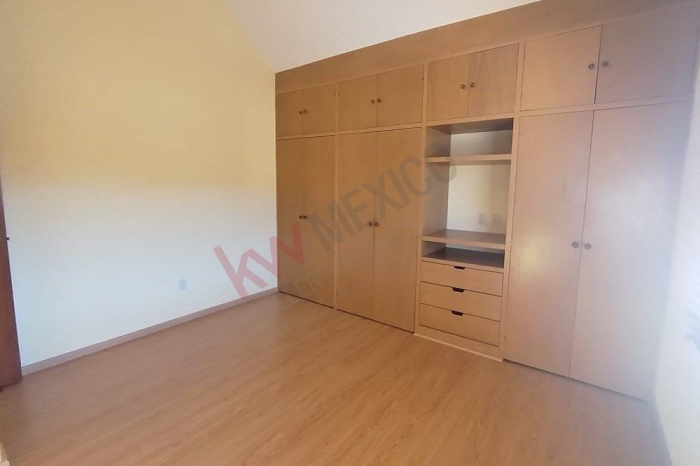Hermosa Casa en condominio en Venta con jardín en Paseos Del Bosque, Naucalpan
