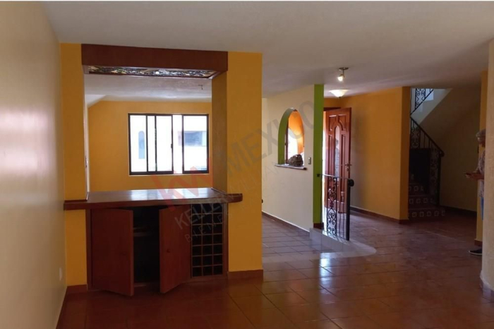Hermosa Casa en condominio en Venta con jardín en Paseos Del Bosque, Naucalpan