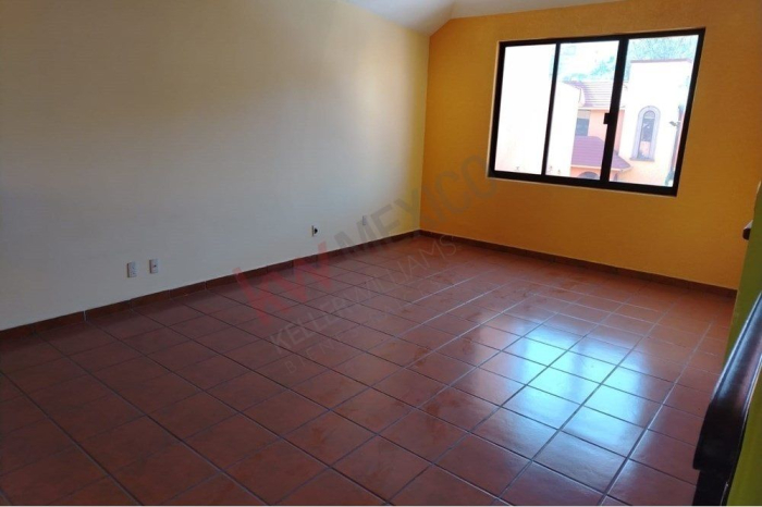Hermosa Casa en condominio en Venta con jardín en Paseos Del Bosque, Naucalpan