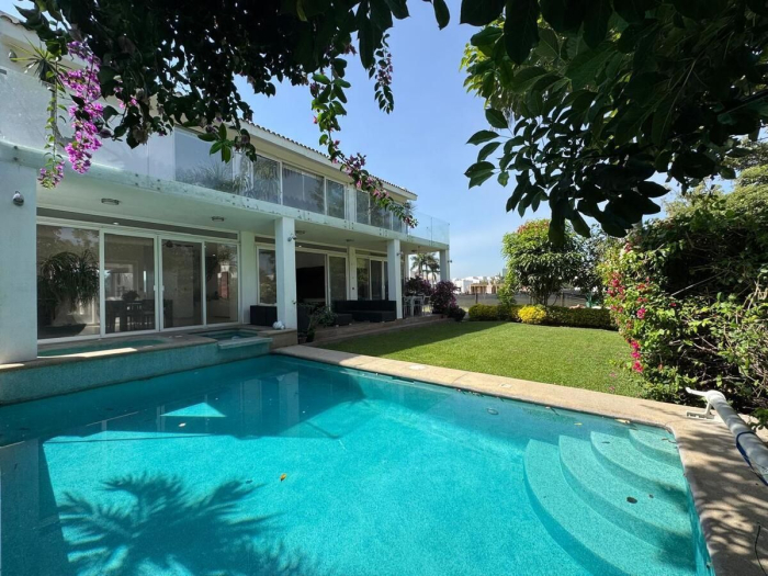 espectacular casa en venta -  paraíso country club, cuernavaca