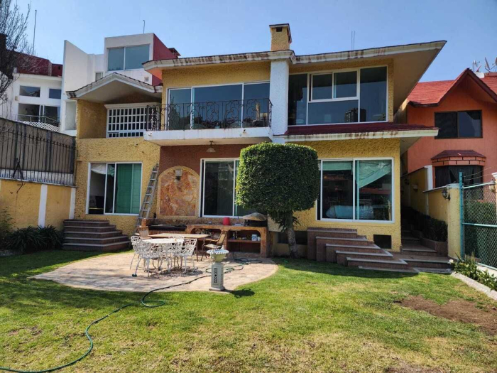 Casa en Venta en Bosques de la Herradura, Huixquilucan, Estado de México