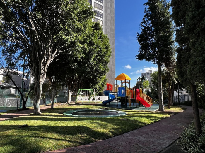 gran depto en lomas de tecamachalco ideal para remodelar