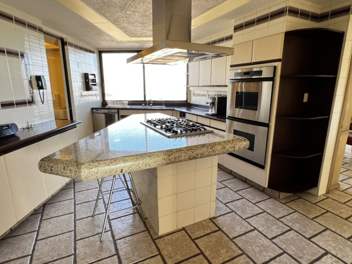 gran depto en lomas de tecamachalco ideal para remodelar