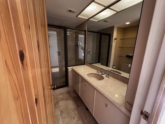 gran depto en lomas de tecamachalco ideal para remodelar