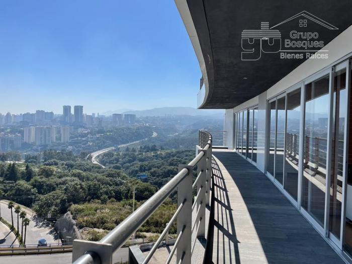 Oficina en Venta en Dolmen Center en Bosque Real en Huixquilucan