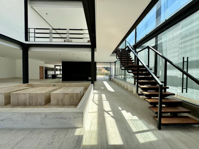 Espectacular propiedad en venta - Real de Acueducto, Bosque Real