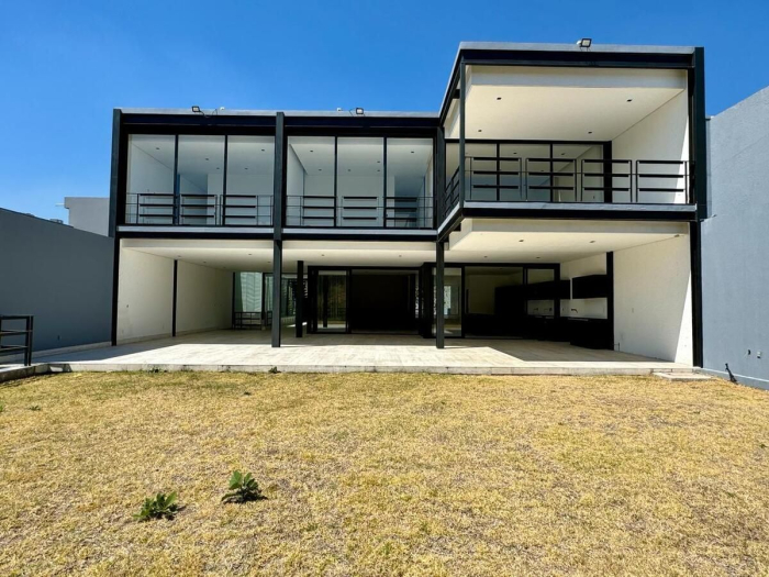 Espectacular propiedad en venta - Real de Acueducto, Bosque Real
