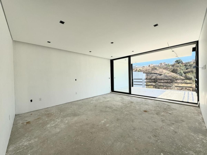 Espectacular propiedad en venta - Real de Acueducto, Bosque Real