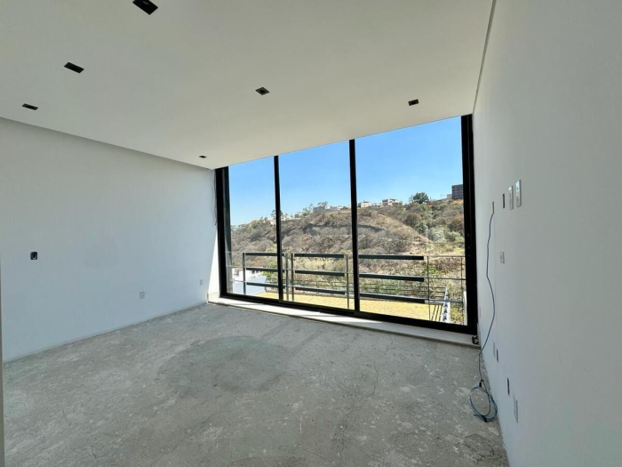 Espectacular propiedad en venta - Real de Acueducto, Bosque Real