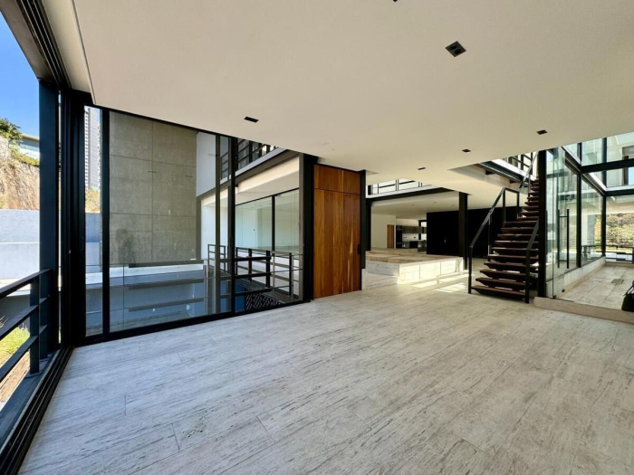 Espectacular propiedad en venta - Real de Acueducto, Bosque Real