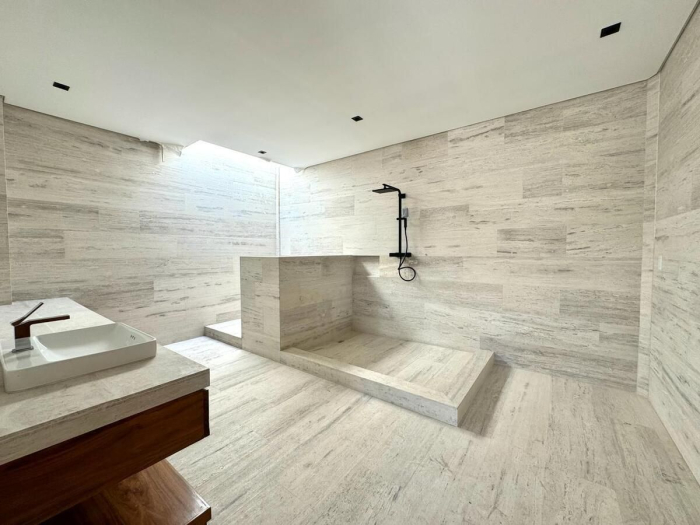 Espectacular propiedad en venta - Real de Acueducto, Bosque Real