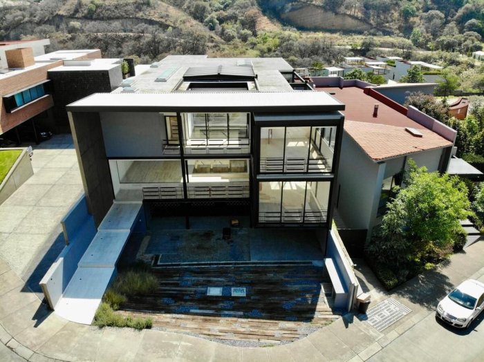 Estrena espectacular residencia en Real de Acueducto, Bosque Real.