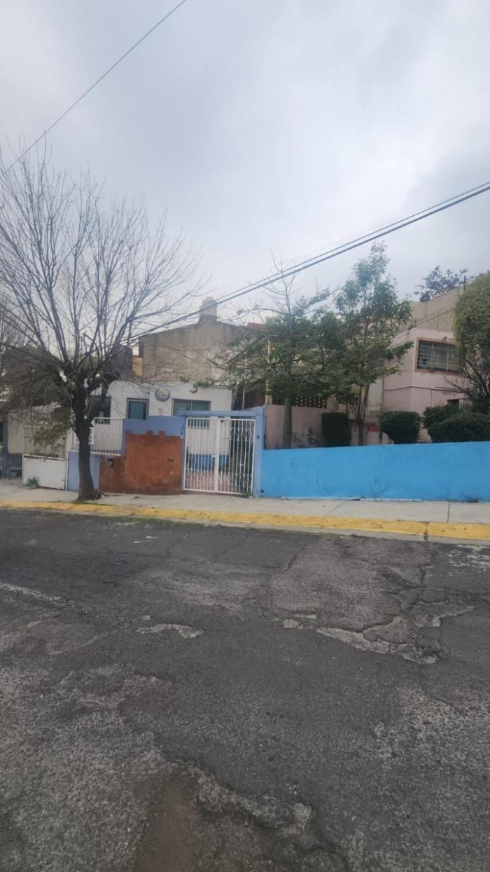 casa residencial atrayente en punta cerrada en venta