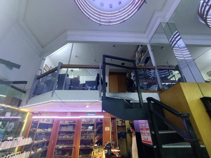 local u17 en venta ¡como inversión! centro comercial interlomas