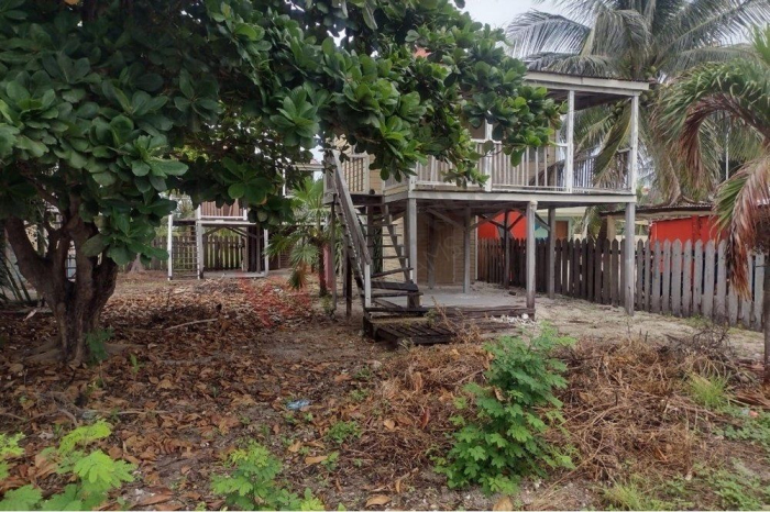 Terreno con cabañas a orilla de playa en Xcalak Quintana Roo