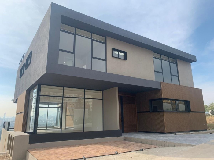 Estrena preciosa Casa en Venta. Bosque Real.