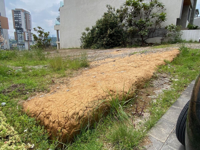 Terreno en La Vista by Bosque real