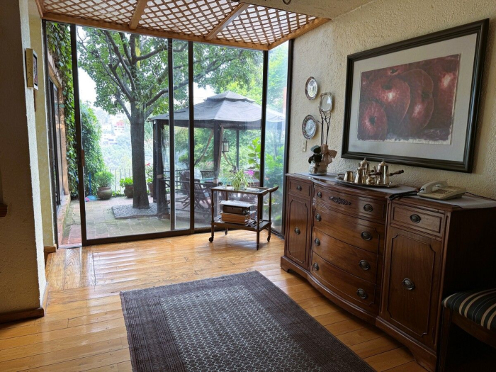 Casa en venta . Calle cerrada. Lomas Anahuac, Interlomas, Tecamachalco.