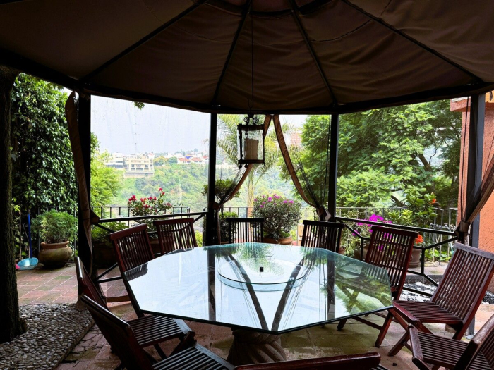 Casa en venta . Calle cerrada. Lomas Anahuac, Interlomas, Tecamachalco.
