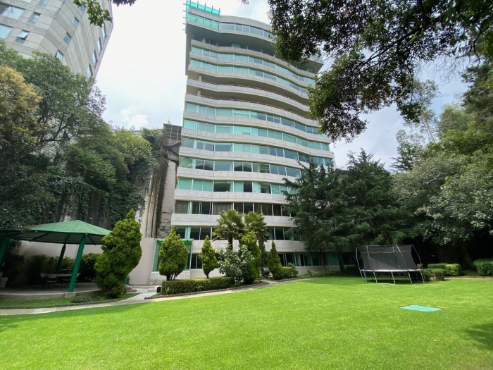 Departamento PH en Venta. Vista Arbolada. Seguridad.