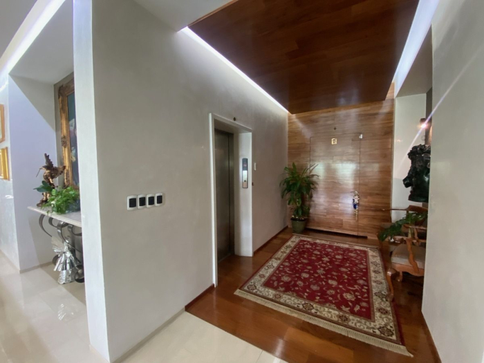 Departamento PH en Venta. Vista Arbolada. Seguridad.
