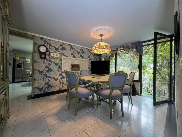 Impresionante Residencia en Venta - La Herradura