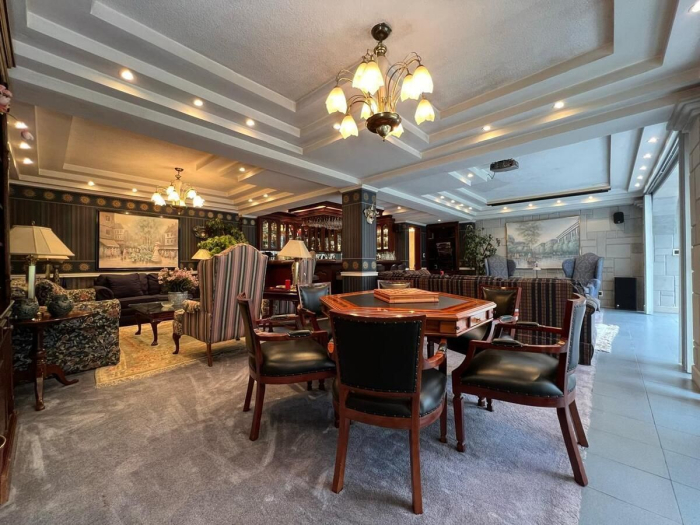 Impresionante Residencia en Venta - La Herradura