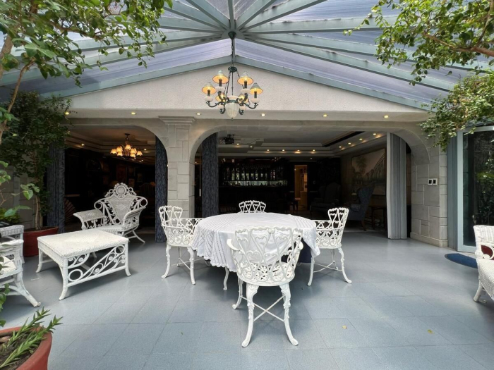 Impresionante Residencia en Venta - La Herradura