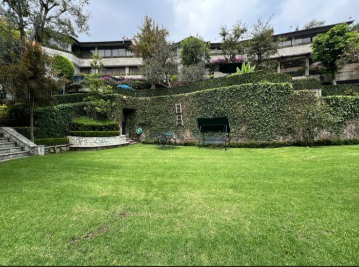 Impresionante Residencia en Venta - La Herradura