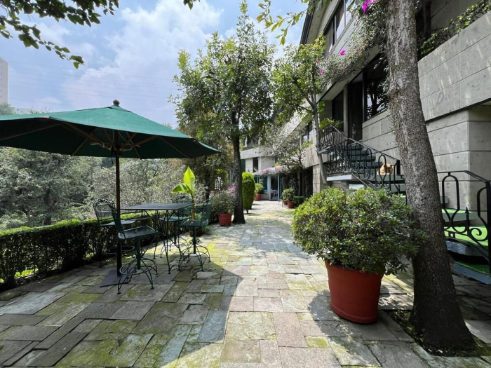 Impresionante Residencia en Venta - La Herradura