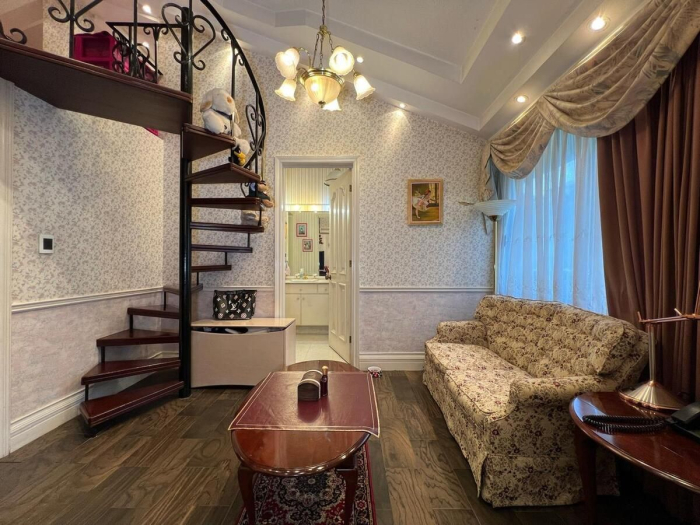 Impresionante Residencia en Venta - La Herradura