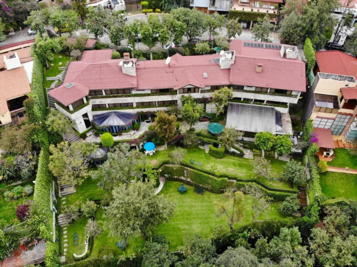 Impresionante Residencia en Venta - La Herradura