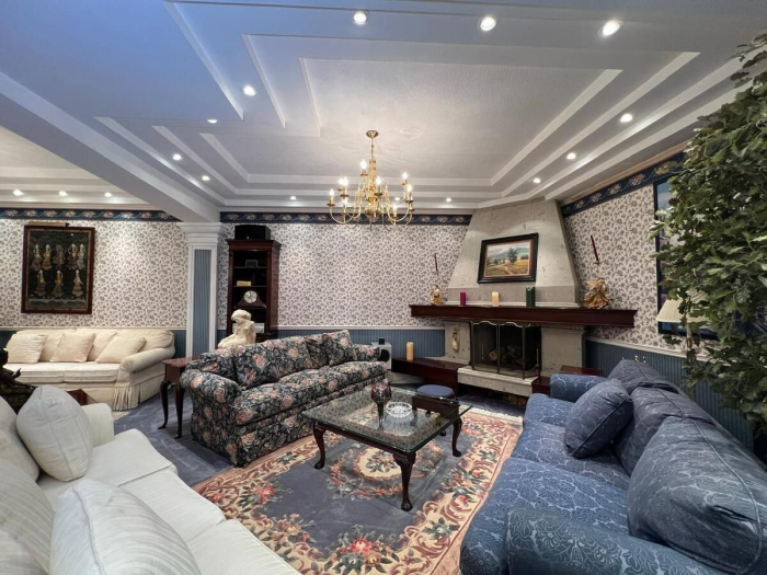 Impresionante Residencia en Venta - La Herradura