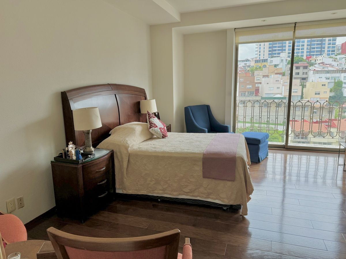 departamento penthouse en venta en hacienda de las palmas huixquilucan