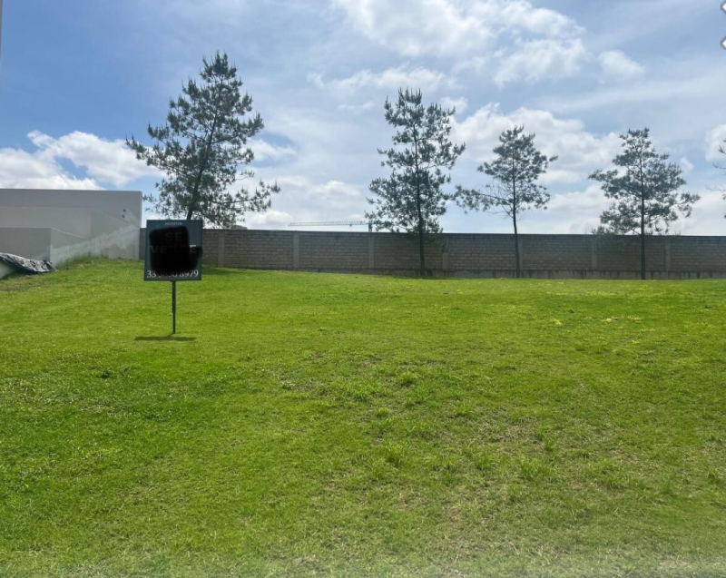 SE VENDE TERRENO EN COTO PUNTA LOMA