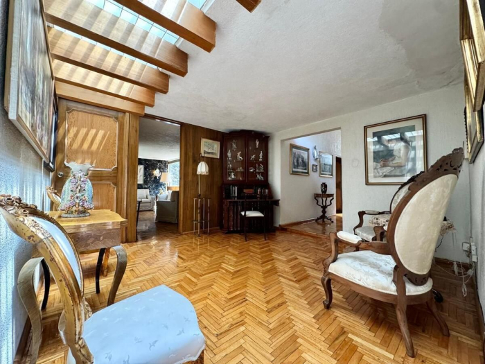 Casa en Venta para Remodelar �?? Agua, Jardines del Pedregal