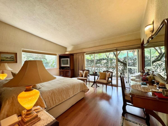 Casa en Venta para Remodelar �?? Agua, Jardines del Pedregal