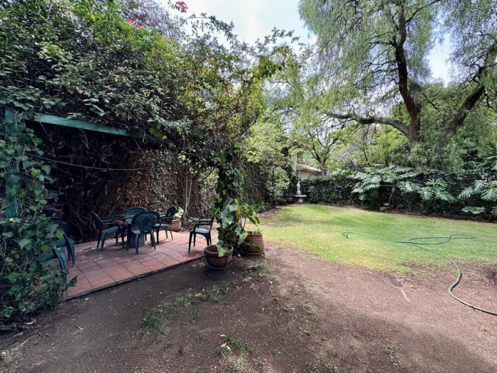 Casa en Venta para Remodelar �?? Agua, Jardines del Pedregal