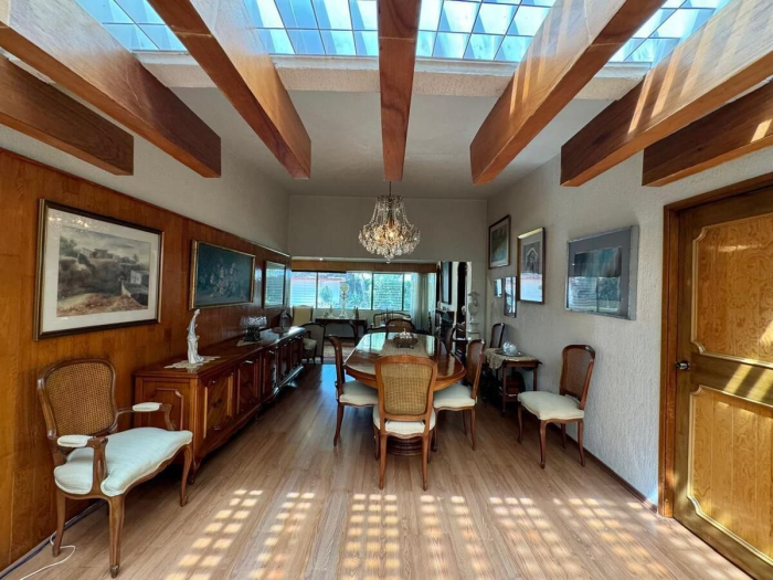 Casa en Venta para Remodelar �?? Agua, Jardines del Pedregal