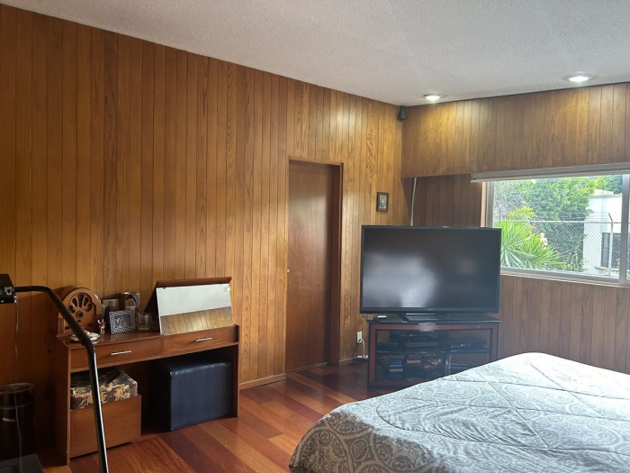 CASA EN VENTA EN CALLE CERRADA EN LA HERRADURA