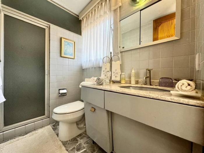 Casa para actualizar en venta - Jardines del Pedregal